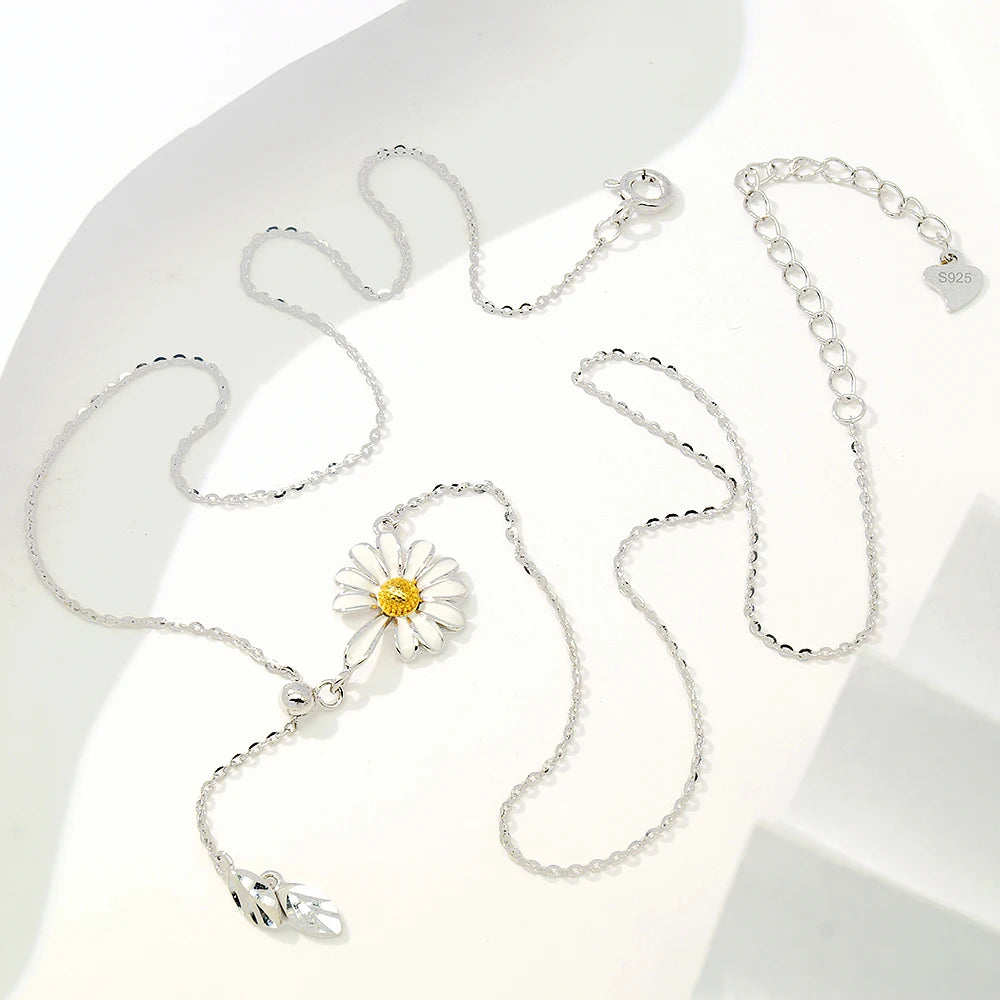 Daisy Cascade Lariat Necklace – Adjustable Enamel & Sterling Silver Choker