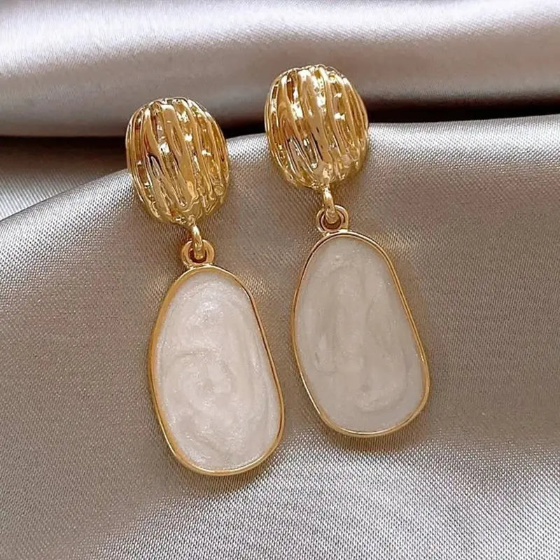 Artisan Oval Drop Earrings – White Enamel & Geometric Dangle Design