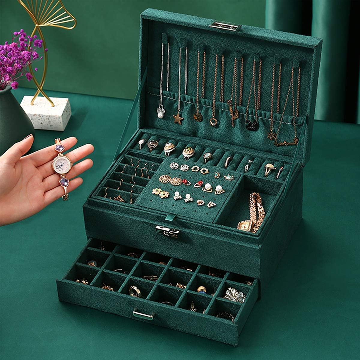 VelvetVault™ – 3-Layer Vintage Jewellery Storage Box with Lock
