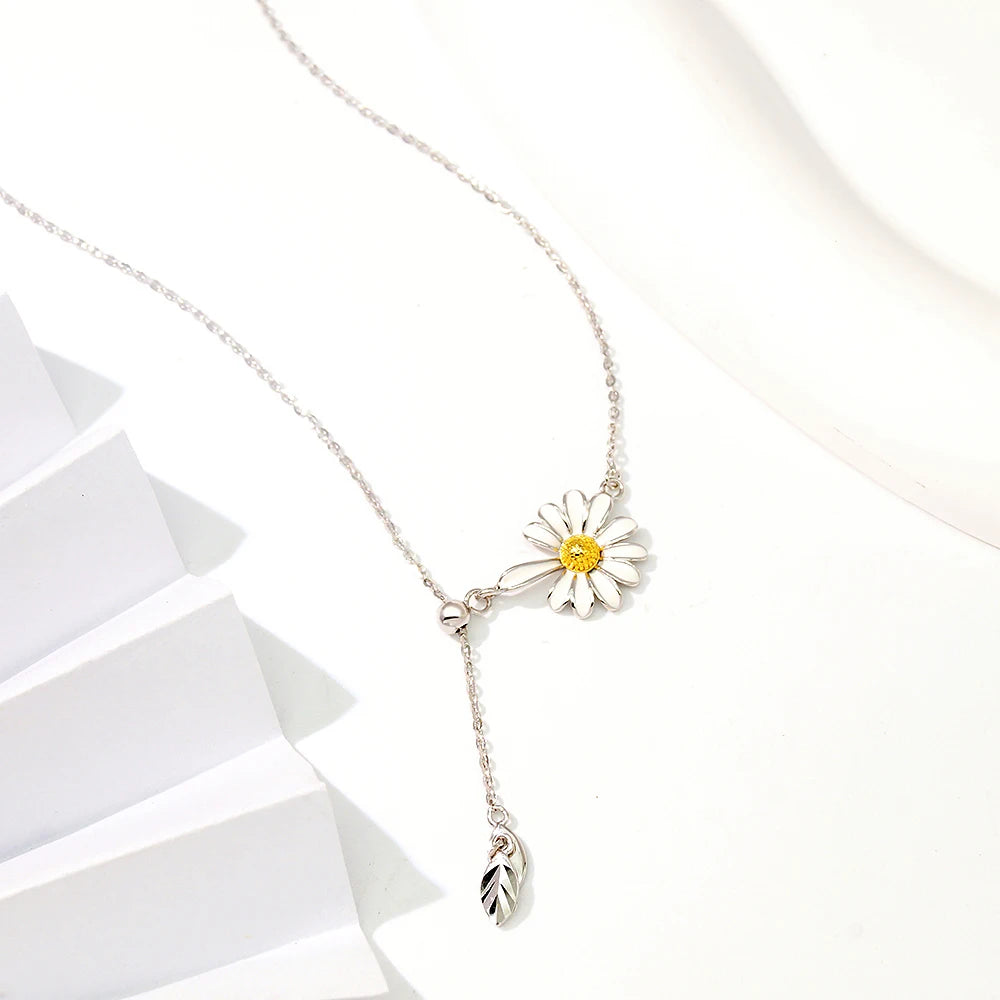 Daisy Cascade Lariat Necklace – Adjustable Enamel & Sterling Silver Choker