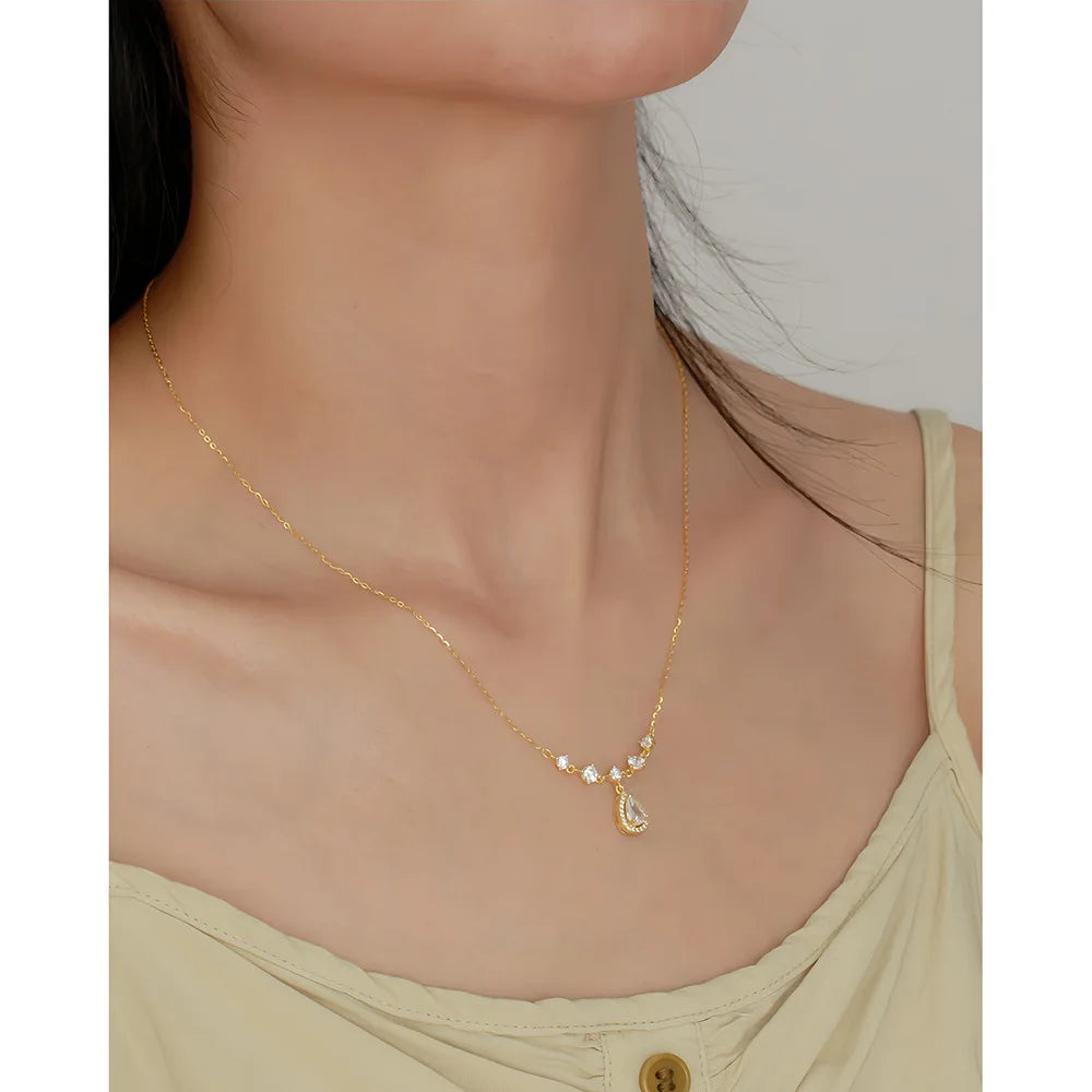 Vintage Water Drop Zircon Necklace – Sterling Silver Elegant Pendant