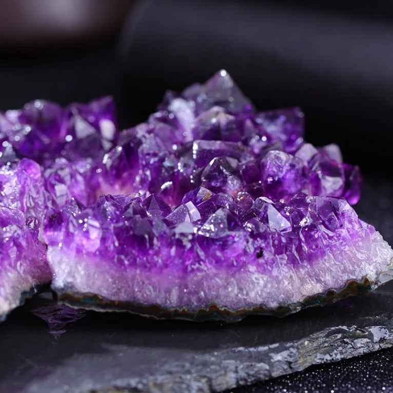 Amethyst Aura Point – Natural Quartz Crystal Geode