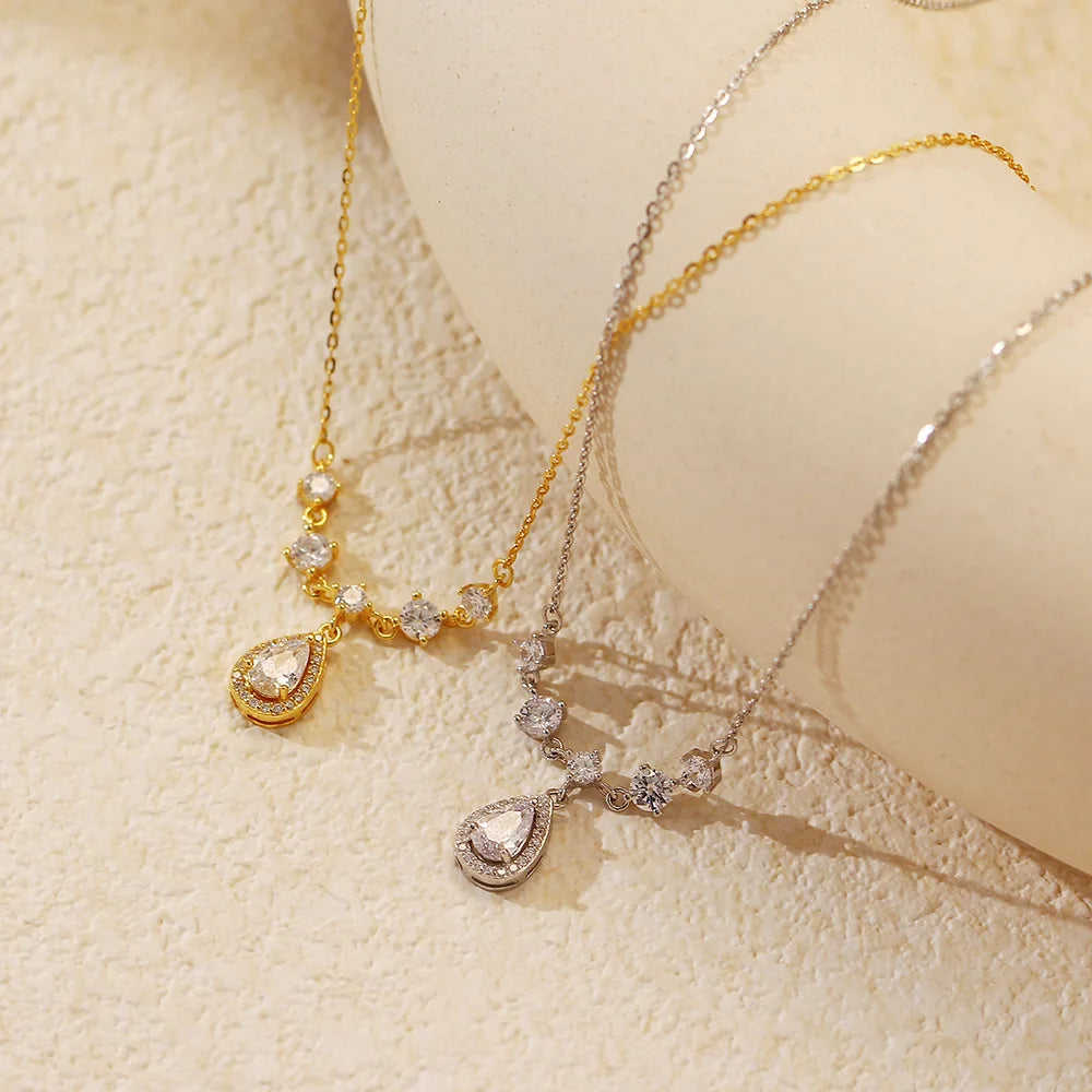 Vintage Water Drop Zircon Necklace – Sterling Silver Elegant Pendant
