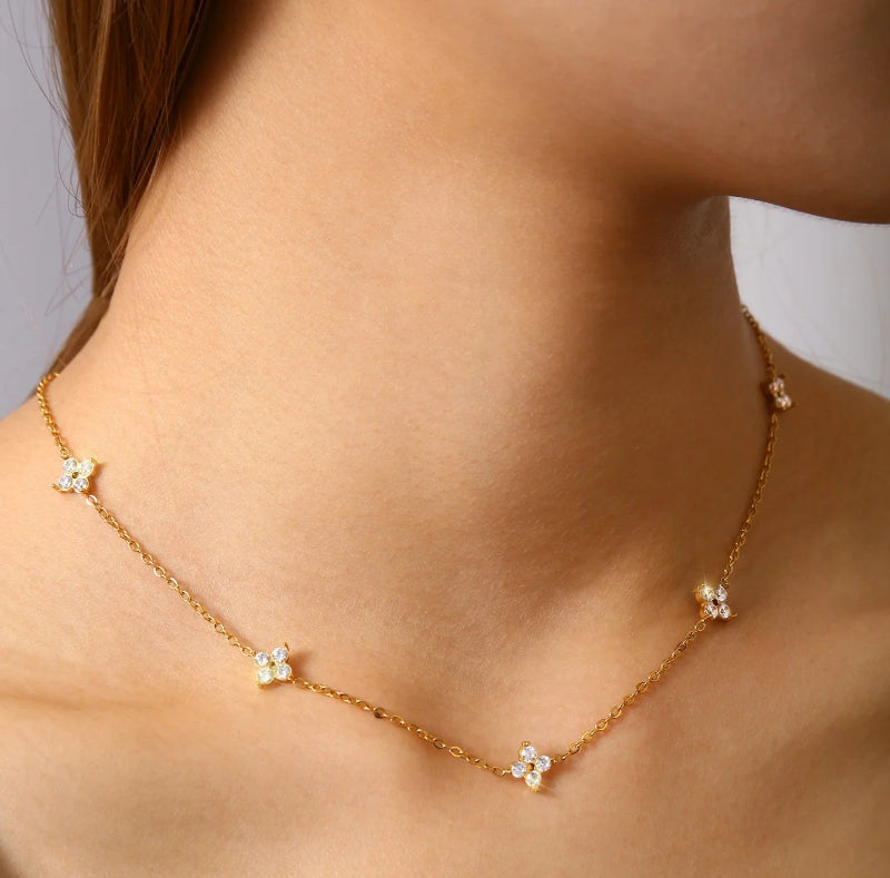 Golden Clover Jewelry Set – 18K Gold Plated Stainless Steel