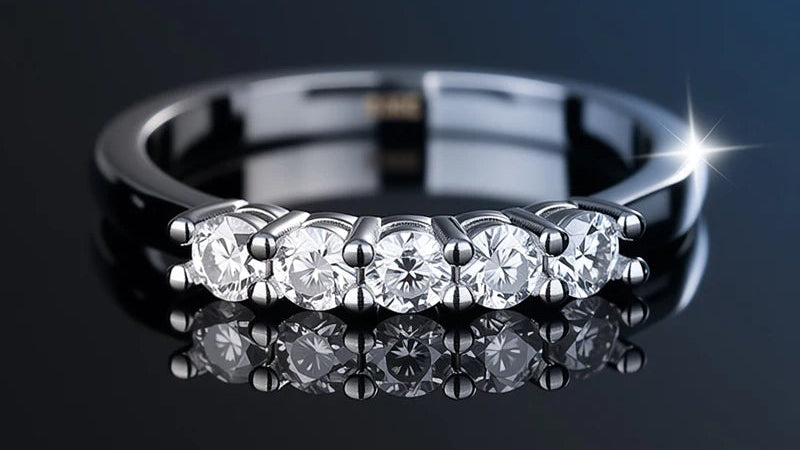 Aiternity Brilliance – Moissanite Wedding Band in 925 Sterling Silver