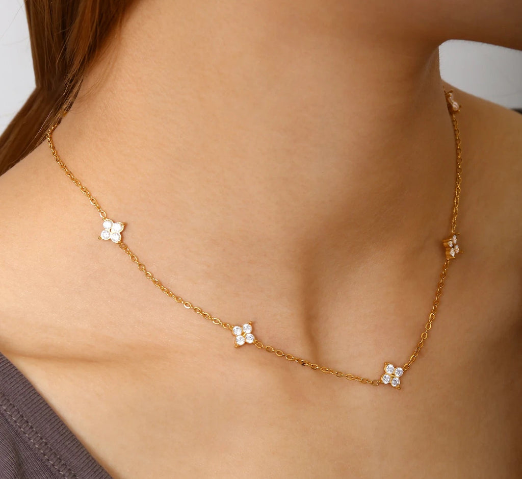 Golden Clover Jewelry Set – 18K Gold Plated Stainless Steel