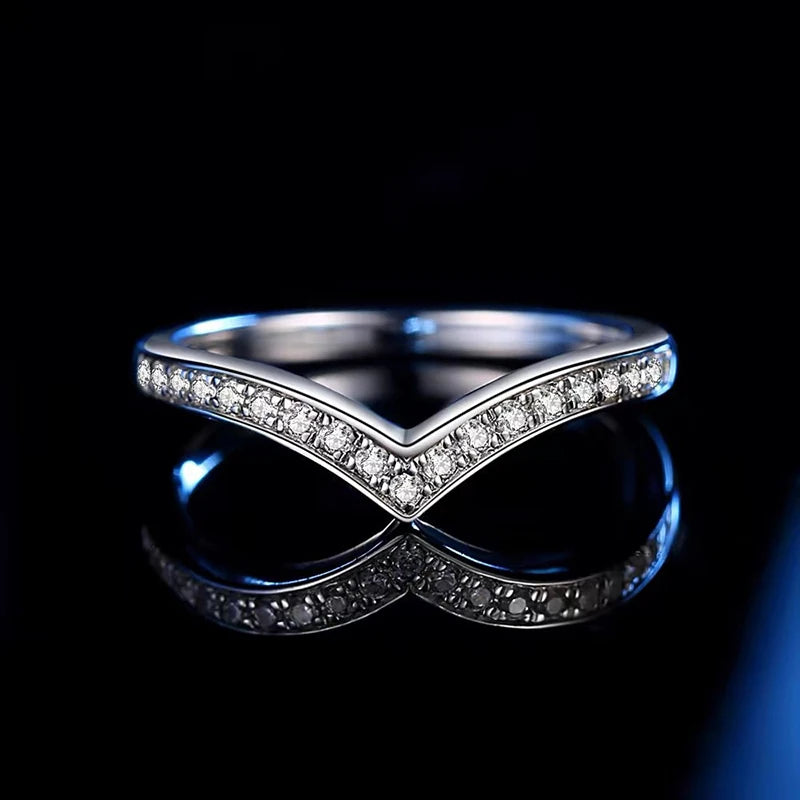 Aiternity Brilliance – Moissanite Wedding Band in 925 Sterling Silver