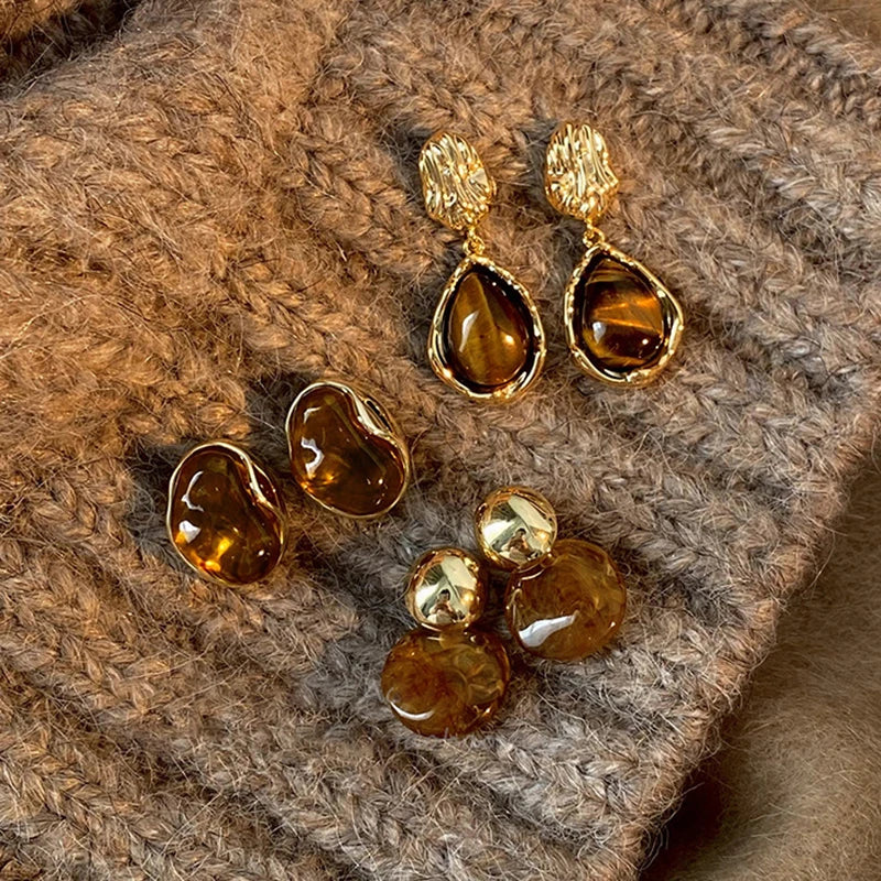Tawny Horizon Dangle Earrings – Tiger's Eye Stone & Silver-Tone Design