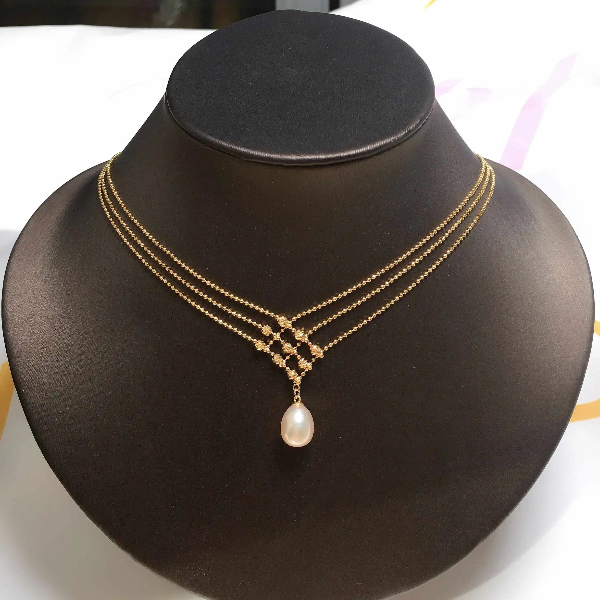 Layered Pearl Collar Necklace – 14K Gold Plated Freshwater Pearl Design