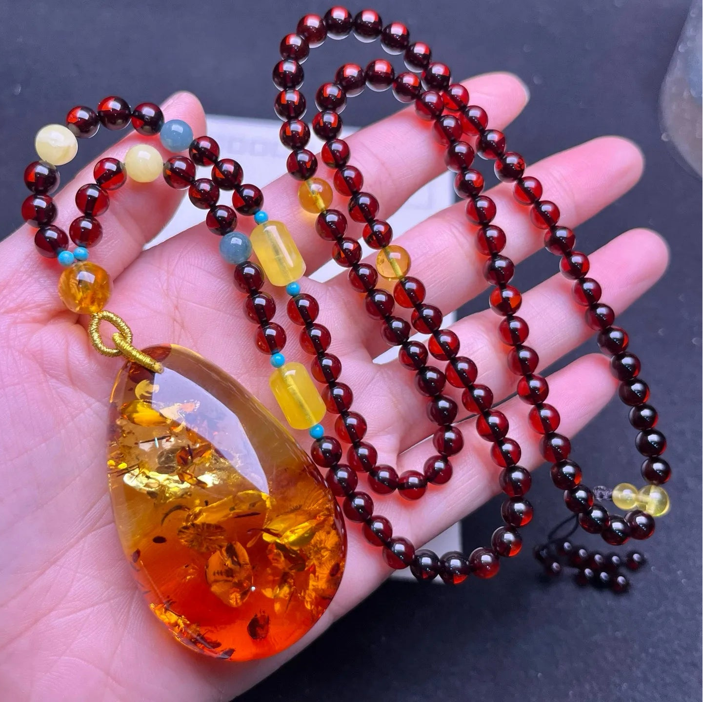 Piebald Amber Statement Pendant – Natural Water Drop Gemstone Necklace