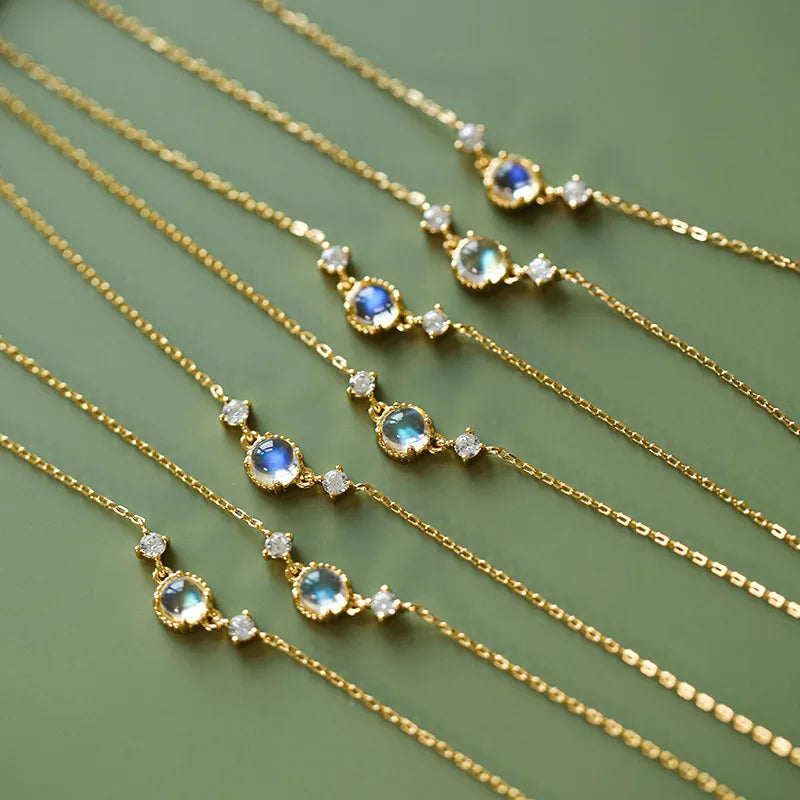 Lunar Glow Collar Necklace – Icy Moonstone Elegance