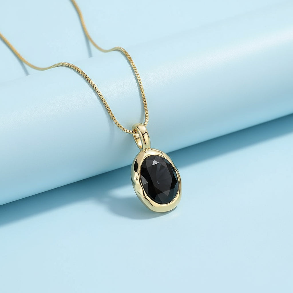 Lihong Obsidian Glow – 18K Gold Plated Sterling Silver Pendant Necklace