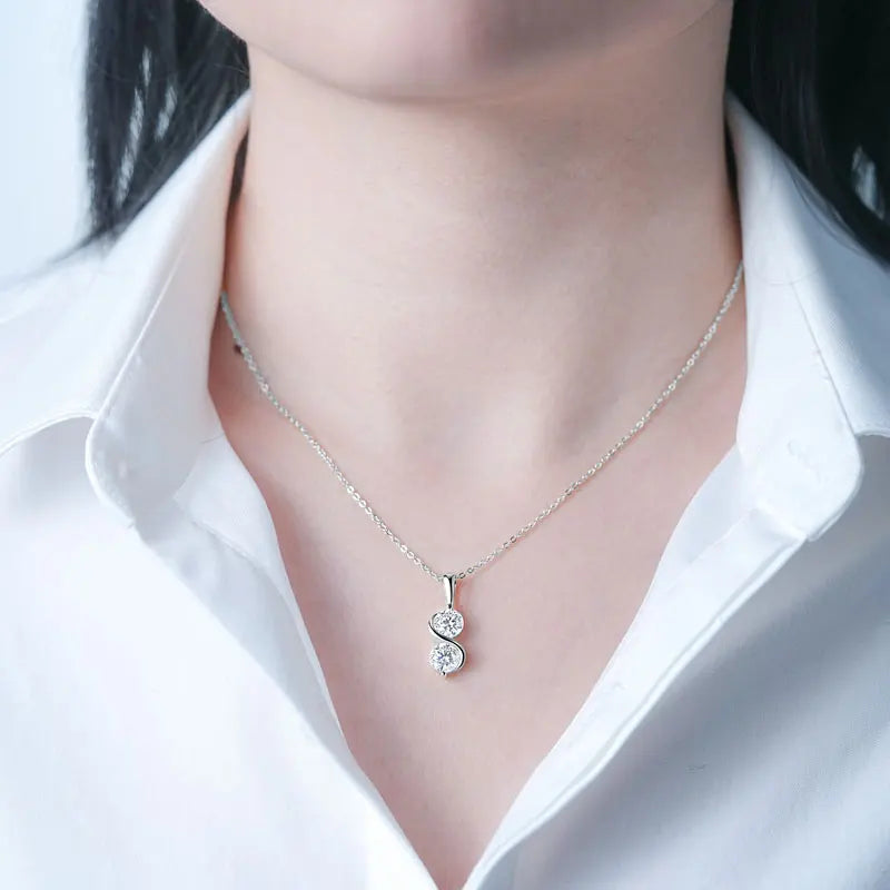 Twisted Solitaire Pendant Necklace – Certified Moissanite & Sterling Silver