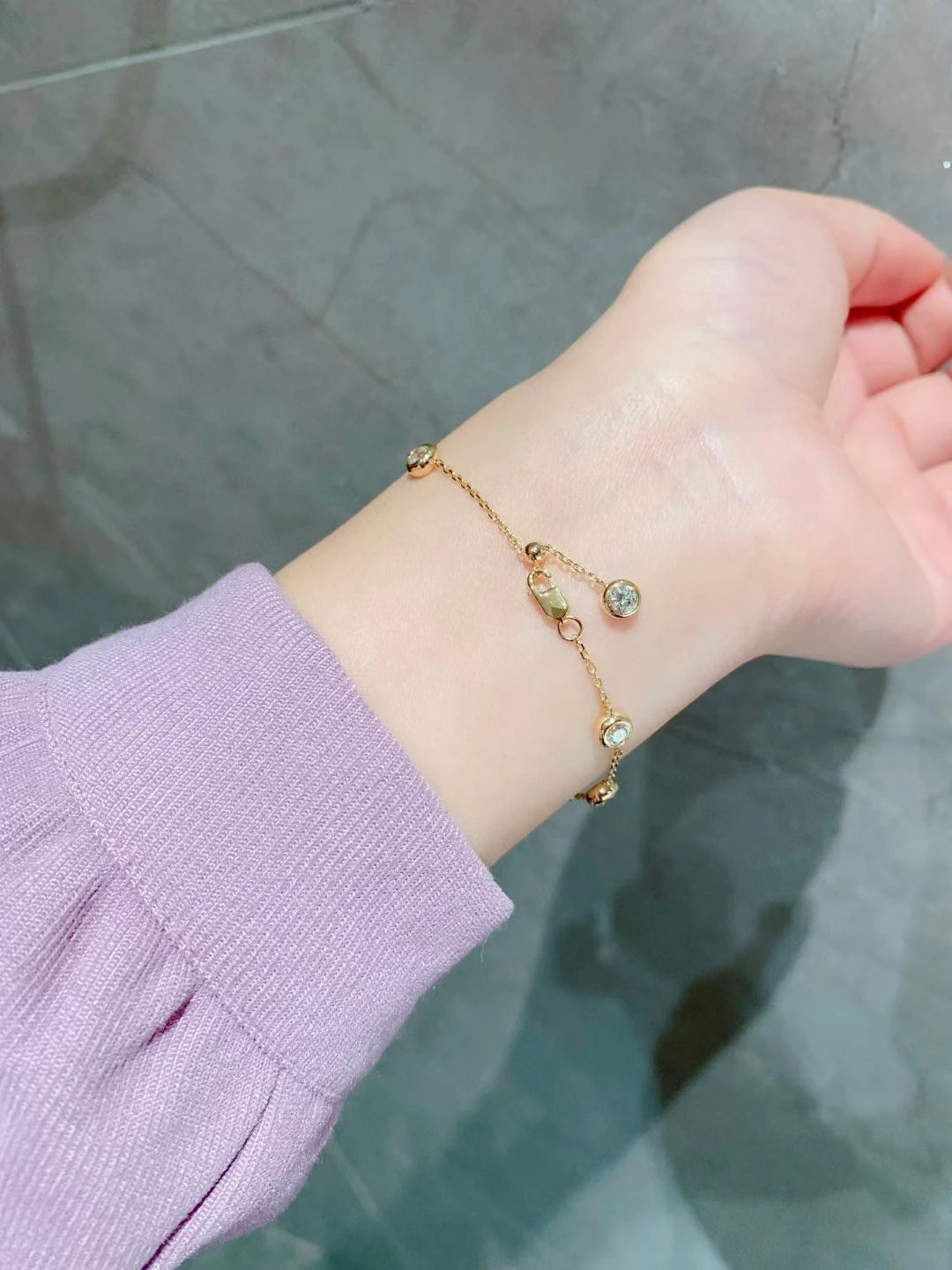 10K Solid Gold Bubble Bracelet – 0.3CT Lab Grown Diamond Cross Charm